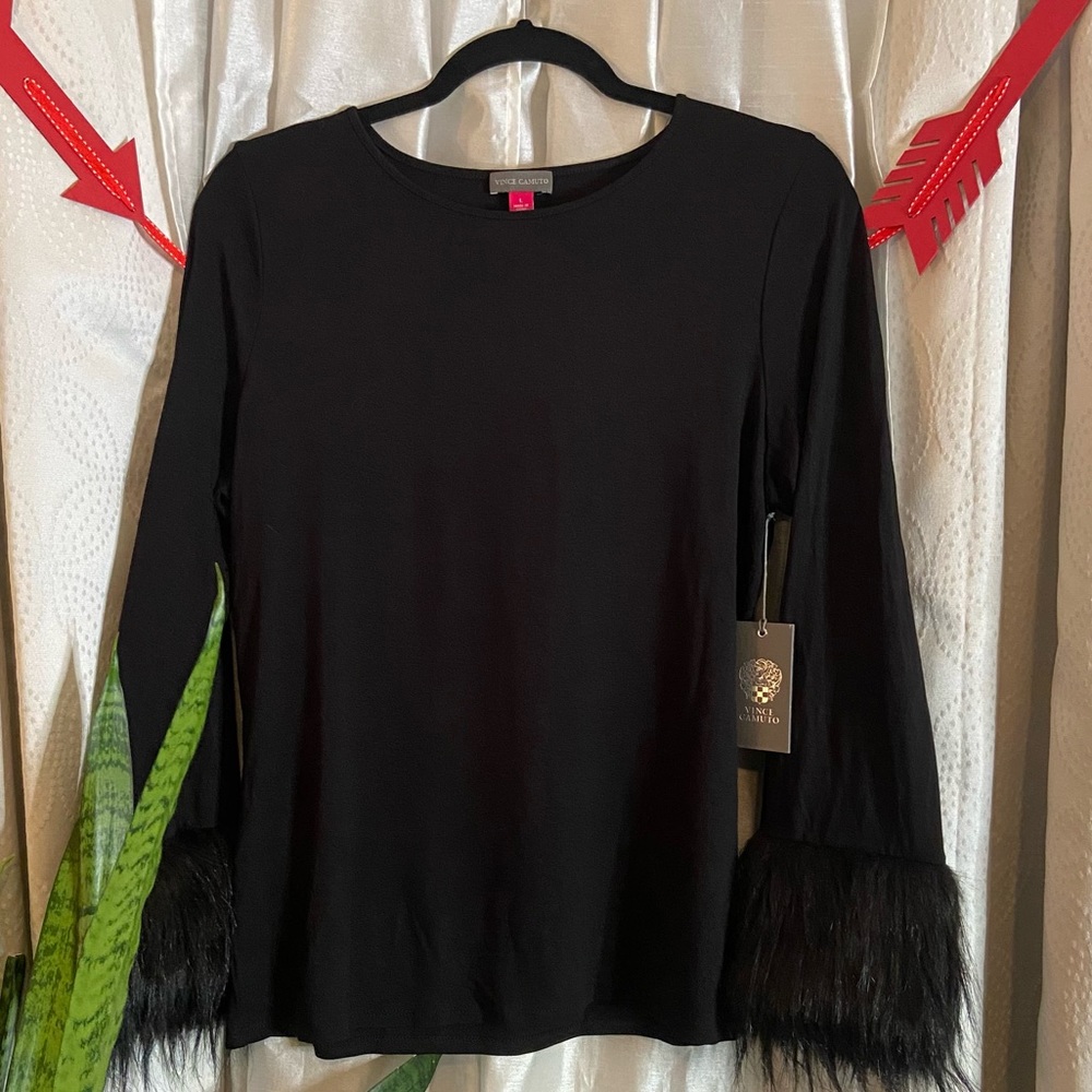 BNWT Vince Camuto Black Top